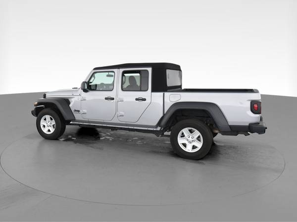 2020 Jeep Gladiator Sport Pickup 4D 5 ft pickup Silver - FINANCE -... for sale in Atlanta, CA – photo 6