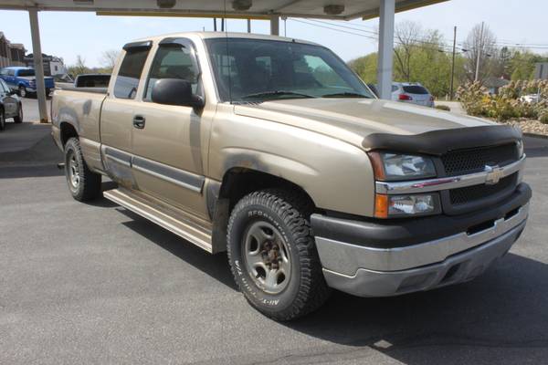 2004 Chevrolet Silverado - - by dealer - vehicle for sale in New Castle, OH – photo 2