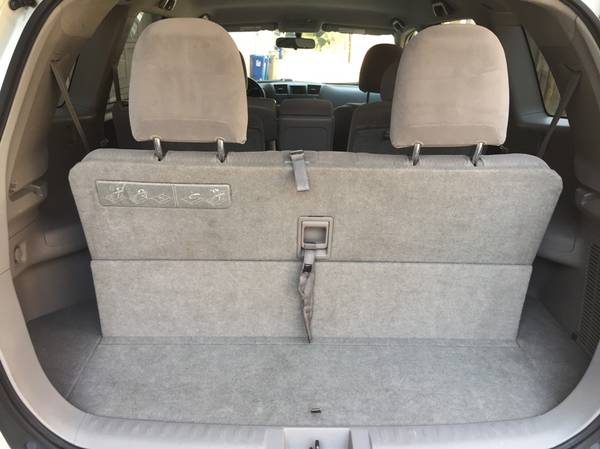 2008 Toyota Highlander 3rd seat, 3.5 V6, Well maintained, Beautiful... for sale in Santa Barbara, CA – photo 13