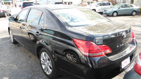 2008 Toyota Avalon XLS - - by dealer - vehicle for sale in Appleton, WI – photo 3