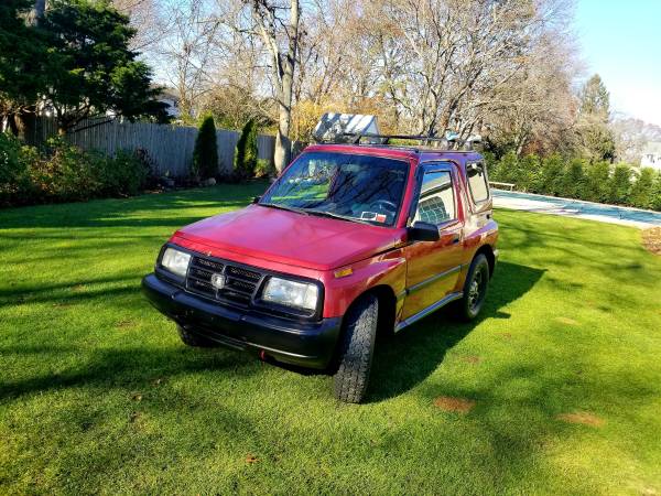 1998 Geo Tracker 4X4 - cars & trucks - by owner - vehicle automotive... for sale in Holbrook, NY – photo 3