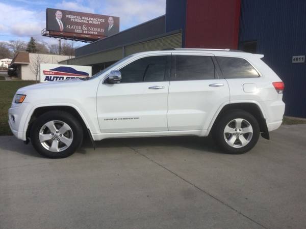 2014 Jeep Grand Cherokee 4WD 4dr Overland WE GUARANTEE CREDIT... for sale in Des Moines, IA – photo 2