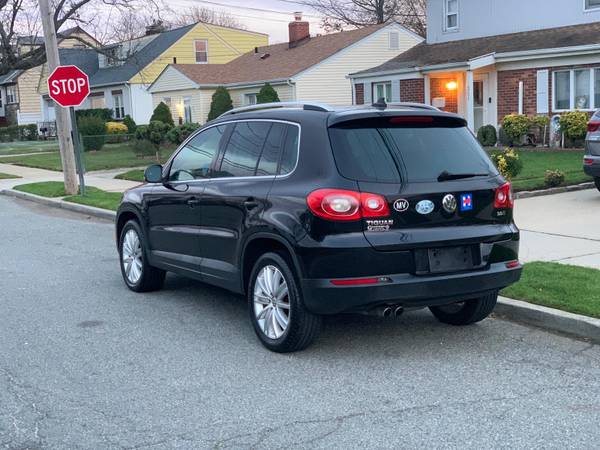 2009 Volkswagen Tiguan SEL only 80k no accident, one owner... for sale in Lawrence, NY – photo 7