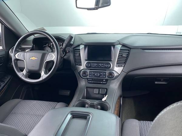 2018 Chevy Chevrolet Tahoe LS Sport Utility 4D suv Gray - FINANCE -... for sale in Atlanta, GA – photo 20