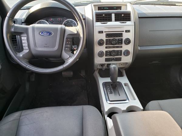 2010 Ford Escape XLT 4x4 w/low miles for sale in New London, CT – photo 8