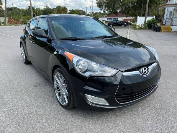 2012 Hyundai Veloster Base 3dr Coupe 6M - cars & trucks - by dealer... for sale in TAMPA, FL – photo 2
