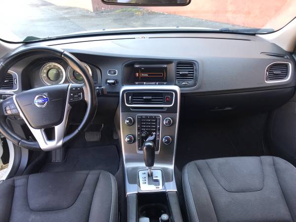 2012 Volvo S60. T5. Clean title. for sale in Savannah, GA – photo 10