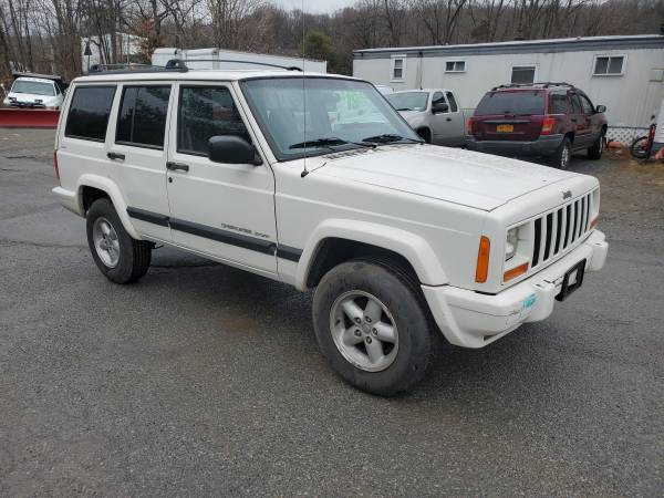 1999 JEEP CHEROKEE SPORT 4X4 - - by dealer - vehicle for sale in Cold Spring, NY – photo 2