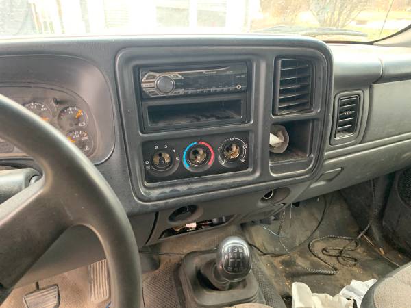 2005 Chevy Silverado 1500 - cars & trucks - by owner - vehicle... for sale in Isanti, MN – photo 7