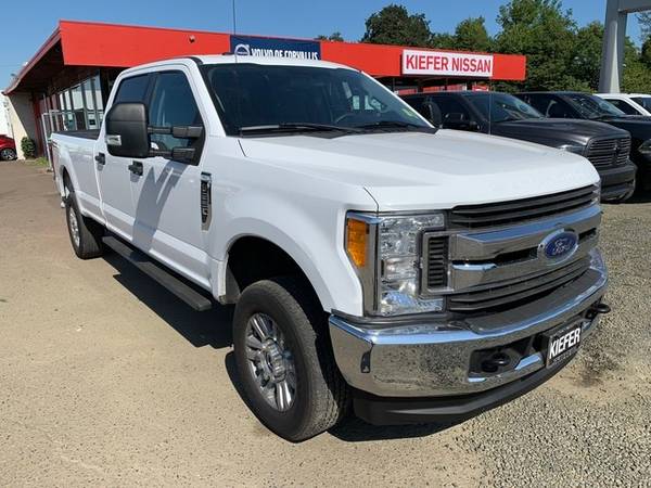 2017 Ford Super Duty F-250 SRW 4x4 4WD F250 Truck XLT Crew Cab for sale in Corvallis, OR – photo 3