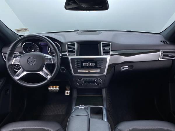 2015 Mercedes-Benz M-Class ML 350 Sport Utility 4D suv White -... for sale in Champlin, MN – photo 21