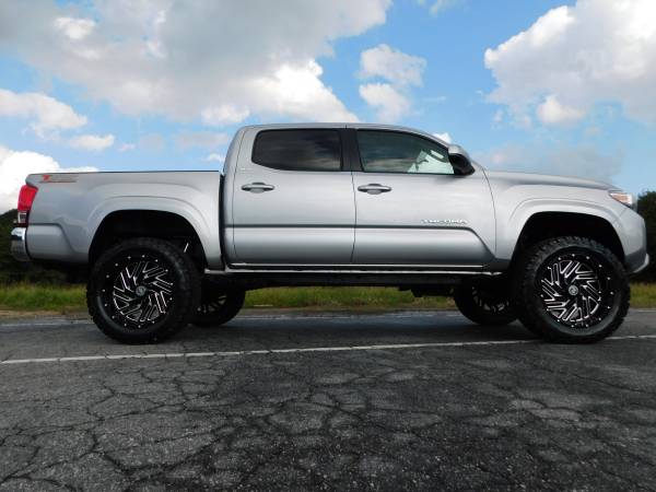 3.5" LIFTED 16 TOYOTA TACOMA SR5 CREW 4X4 20X10 NEW 33X12.50 AT'S!!!... for sale in KERNERSVILLE, NC – photo 3
