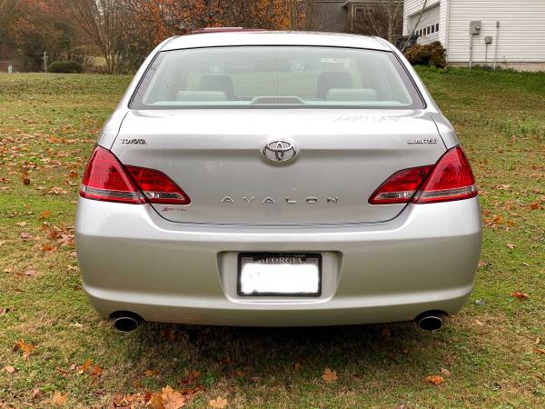 2006 Toyota Avalon Limited Sedan 4D - cars & trucks - by owner -... for sale in Grayson, GA – photo 4