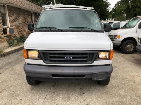 2006 ford e250 cargo van Runs and drives good 117k miles for sale in Bridgeview, IL – photo 5