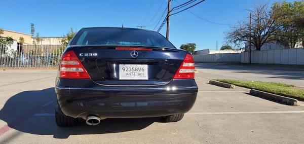 2006 Mercedes C230- Good deal - cars & trucks - by dealer - vehicle... for sale in Dallas, TX – photo 4