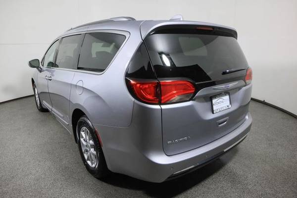 2020 Chrysler Pacifica, Billet Silver Metallic Clearcoat - cars &... for sale in Wall, NJ – photo 3