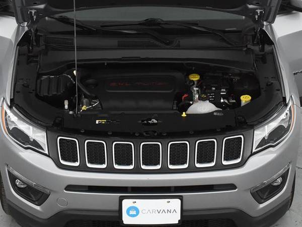 2018 Jeep Compass Latitude Sport Utility 4D suv Silver - FINANCE for sale in Round Rock, TX – photo 4