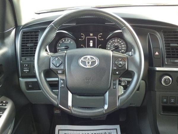 2019 *Toyota* *Sequoia* *SR5 4WD* - cars & trucks - by dealer -... for sale in Paso robles , CA – photo 2