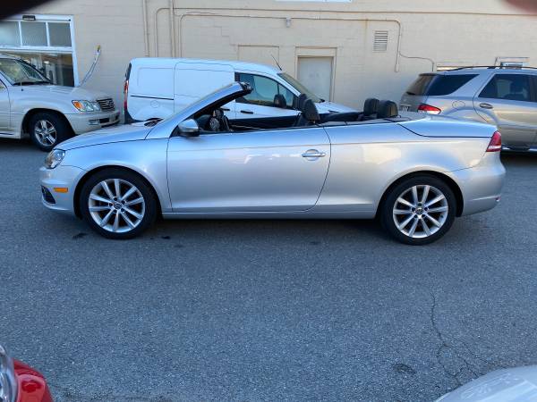 2012 Volkswagen Eos Convertible Auto 1-Owner Runs Great - cars & for sale in Maynard, MA – photo 8