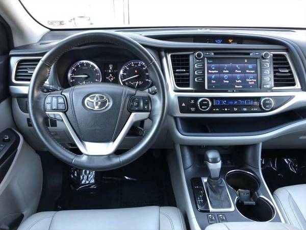 2015 Toyota Highlander - - by dealer - vehicle for sale in Arlington, District Of Columbia – photo 15