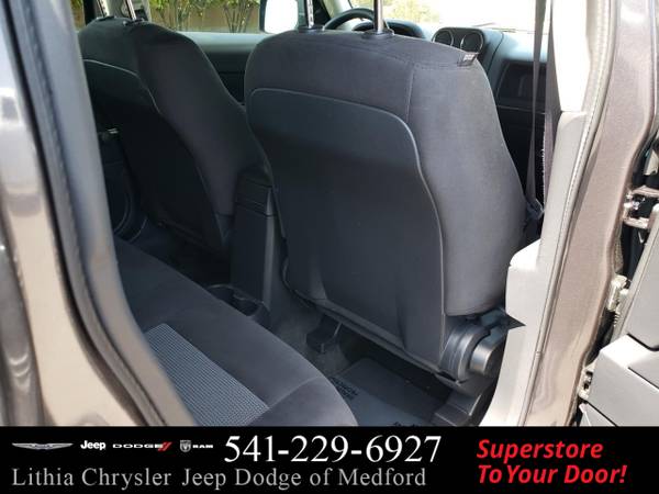 2017 Jeep Patriot Sport FWD - - by dealer - vehicle for sale in Medford, OR – photo 12