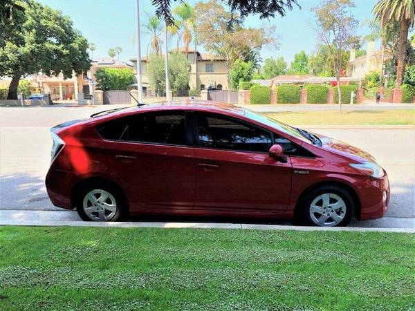 2010 Toyota Prius III III 4dr Hatchback - - by dealer for sale in Los Angeles, CA – photo 9