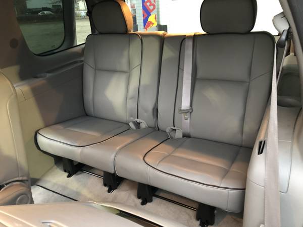 Super Clean 2007 Buick Terraza CXL - cars & trucks - by dealer -... for sale in Yorkville, IL – photo 10
