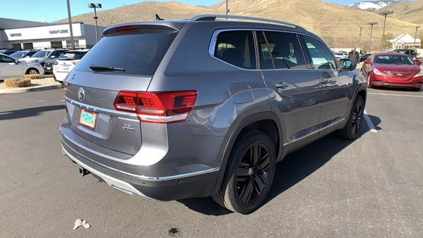2018 VW Volkswagen Atlas 3 6L V6 SEL Premium hatchback - cars & for sale in Carson City, NV – photo 3