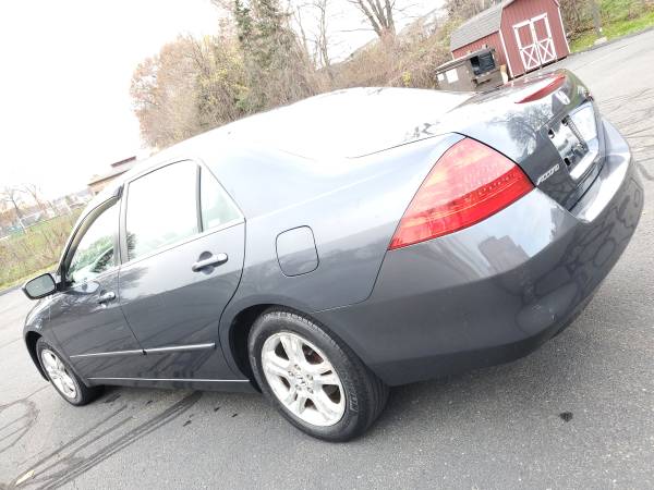 07 Honda Accord - cars & trucks - by owner - vehicle automotive sale for sale in Enfield, MA – photo 4