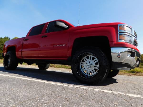 LIFTED 14 CHEVY SILVERADO 1500 LT Z71 CREW 4X4 *20X12 NEW... for sale in KERNERSVILLE, SC – photo 2