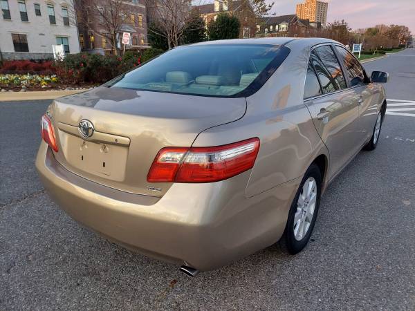 Toyota camry XLE - cars & trucks - by owner - vehicle automotive sale for sale in Rockville, District Of Columbia – photo 5