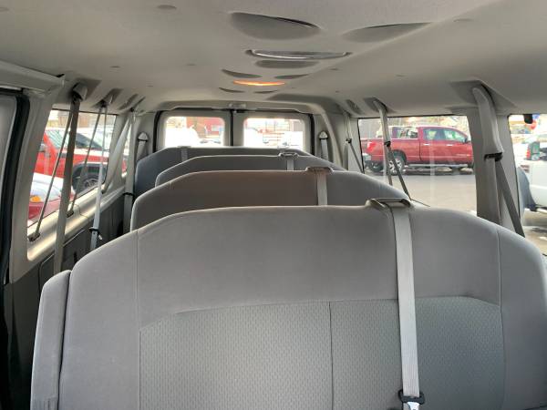 ★★★ 2012 Ford E-350 XLT / 15 Passenger Van / Like NEW ★★★ - cars &... for sale in Grand Forks, ND – photo 14
