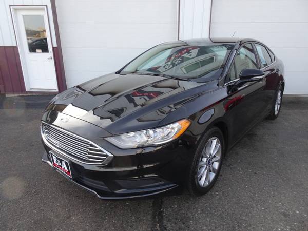 2017 Ford Fusion - cars & trucks - by dealer - vehicle automotive sale for sale in Waterloo, WI – photo 2