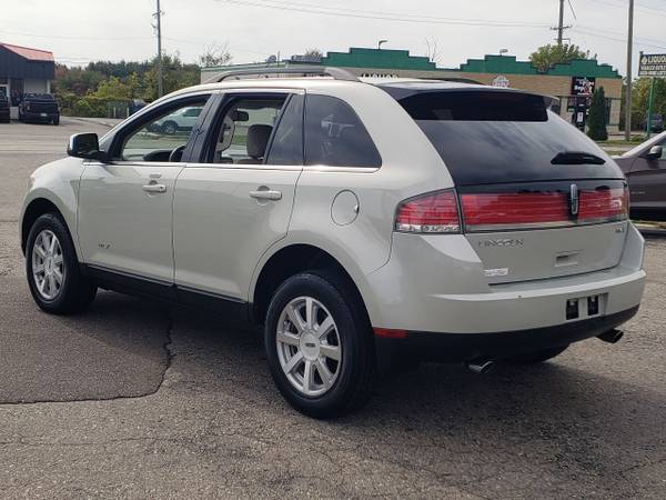 2007 Lincoln MKX, Low Miles, V6, Leather, Service History - cars &... for sale in Lapeer, MI – photo 3