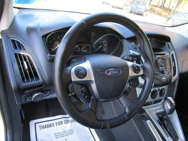 2013 FORD FOCUS SE SEDAN WITH CERTIFIED WARRANTY - cars & trucks -... for sale in Loudon, NH – photo 13