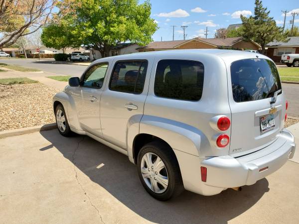 2011 Chevy HHR SUV-98K miles-25 to 30 MPG for sale in Lubbock, TX – photo 2