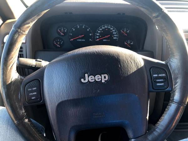 2001 Jeep Grand Cherokee 4dr Laredo 4WD - cars & trucks - by dealer... for sale in Greensboro, NC – photo 13