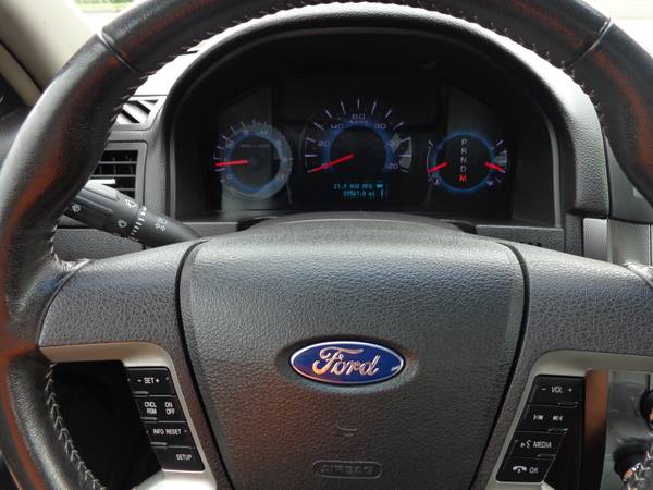 ****2011 FORD FUSION SEL-ONLY 89,000 MILES-6 CYL-LTHR-RUNS/LOOKS... for sale in East Windsor, MA – photo 11