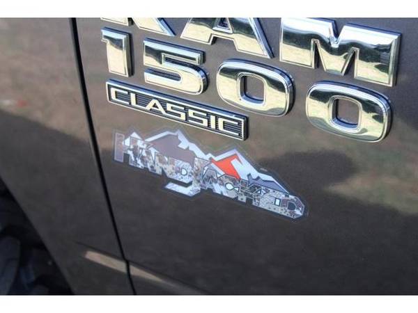 2019 Ram 1500 Classic truck SLT - Granite Crystal Metallic for sale in Milledgeville, GA – photo 11