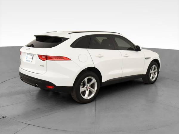 2018 Jag Jaguar FPACE 25t Premium Sport Utility 4D suv White -... for sale in Atlanta, CA – photo 11
