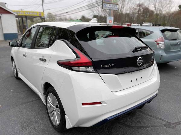 2018 Nissan LEAF S ALL ELECTRIC 151 MILES DC FAST CHARGING 16000 for sale in Walpole, MA – photo 6