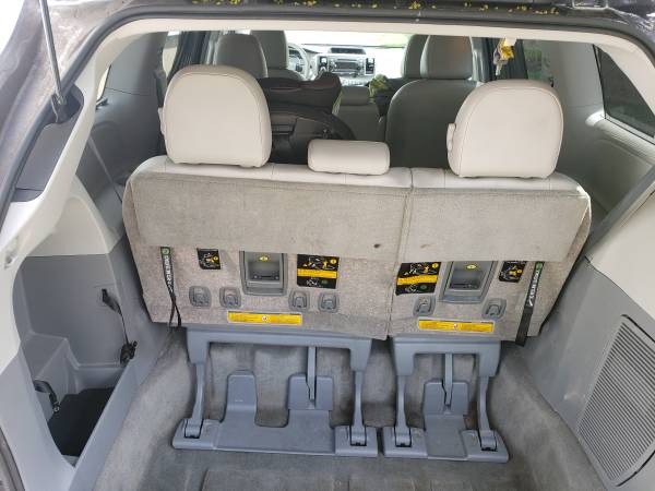 Toyota Sienna XLE with only 70k miles for sale in Other, CT – photo 17