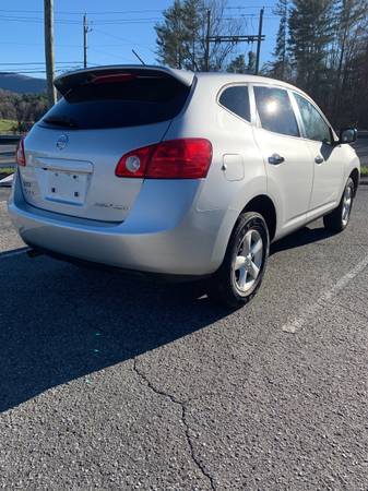 Nissan Rogue - cars & trucks - by owner - vehicle automotive sale for sale in Asheville, NC – photo 3