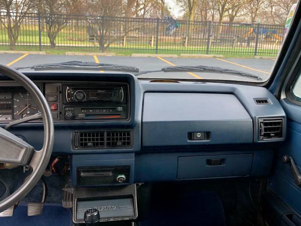 *** 1982 Vw Jetta Diesel * 5 Speed Manual *** - cars & trucks - by... for sale in Chicago, IL – photo 14