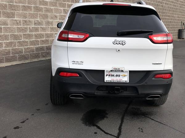 2018 Jeep Cherokee Latitude Plus hatchback Bright White Clearcoat -... for sale in Jerome, ID – photo 24