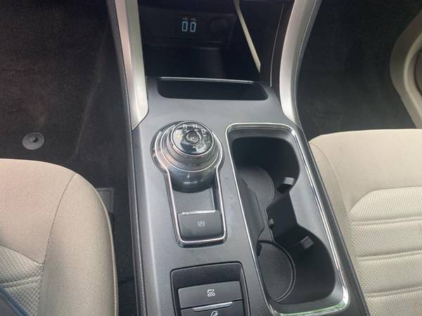 Wow! A 2019 Ford Fusion Hybrid with only 26,809 Miles-eastern CT -... for sale in New London, CT – photo 14