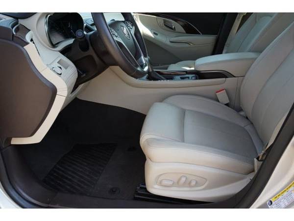 2015 BUICK LaCrosse Fully Loaded Premium for sale in East Lansing, MI – photo 21