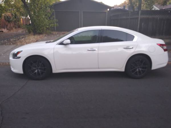 2010 Nissan Maxima! Clean Title! Excellent car!!! Must See!!! for sale in Modesto, CA – photo 4