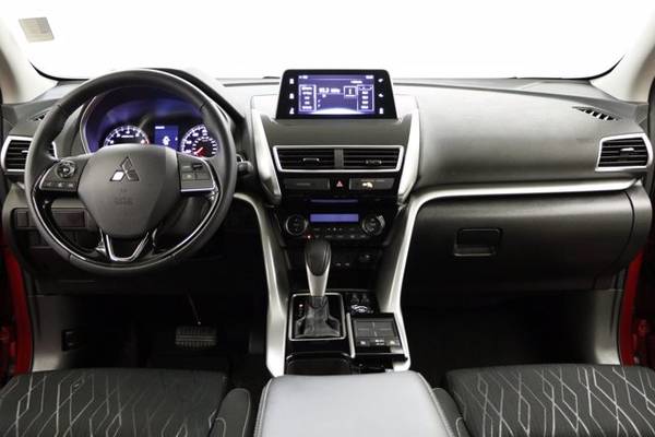HEATED SEATS! CAMERA! 2018 Mitsubishi ECLIPSE CROSS SUV AWD 4WD for sale in Clinton, MO – photo 5