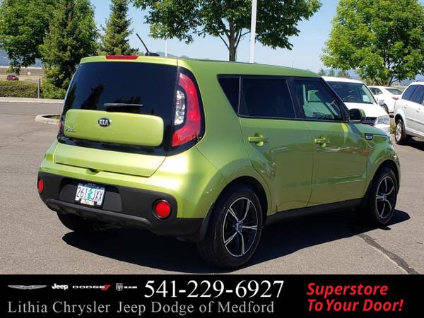 2017 Kia Soul Base Manual - - by dealer - vehicle for sale in Medford, OR – photo 6